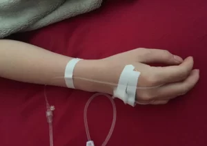 truyền nước tại nhà