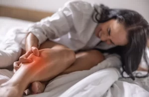 chuột rút khi ngủ